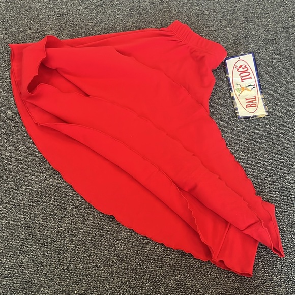Super-Flared Riot Red Dance Skort S NWT - Picture 4 of 6